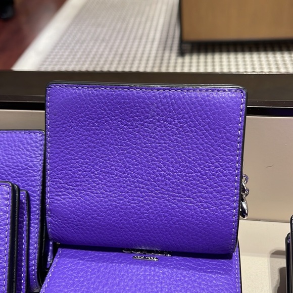 Coach Snap Wallet
Silver/Sport Purple - Picture 4 of 16